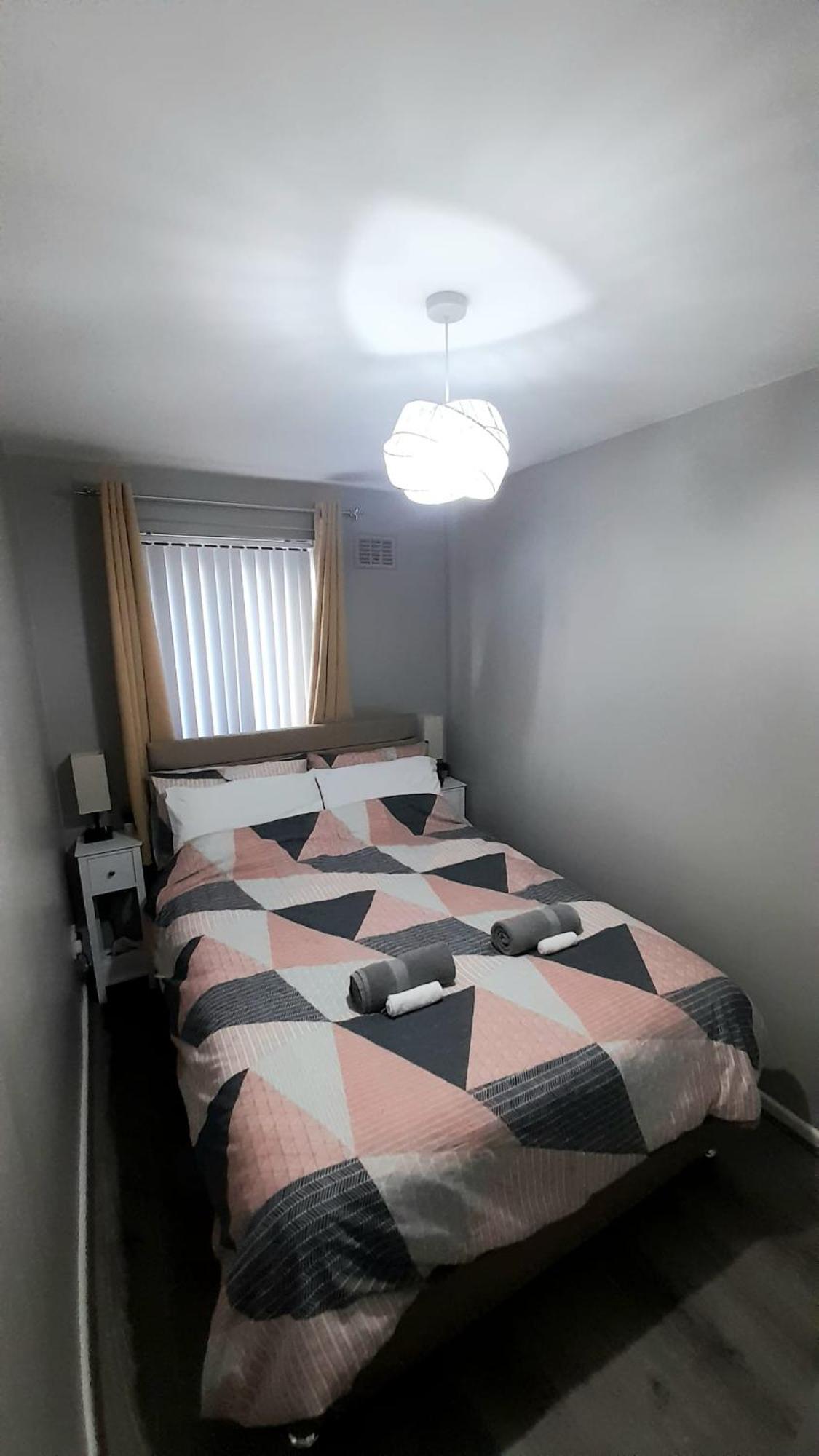 293 Holiday Home- Free On Site Parking Belfast Buitenkant foto